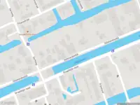 Ambulance met gepaste spoed naar de Gijbelandsedijk in Brandwijk