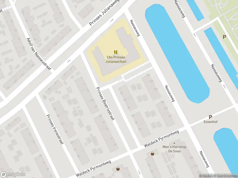 Ambulance met grote spoed naar de Prinses Beatrixstraat in Dordrecht