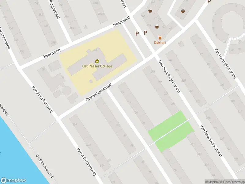 Ambulance met grote spoed naar de Lemkensstraat in Rotterdam