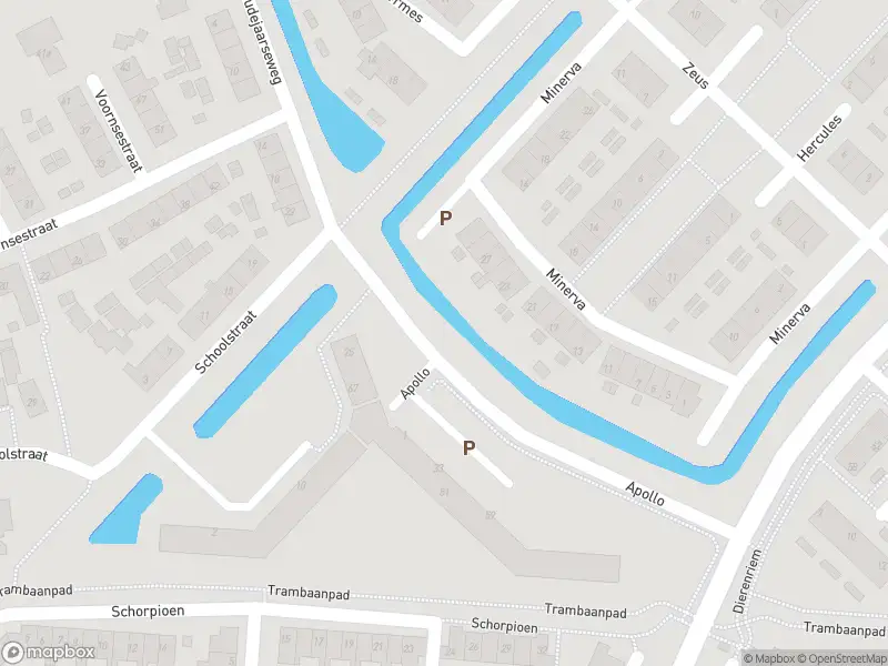 Brandweer met gepaste spoed naar de Voornsestraat in Hellevoetsluis vanwege afhijsen patient