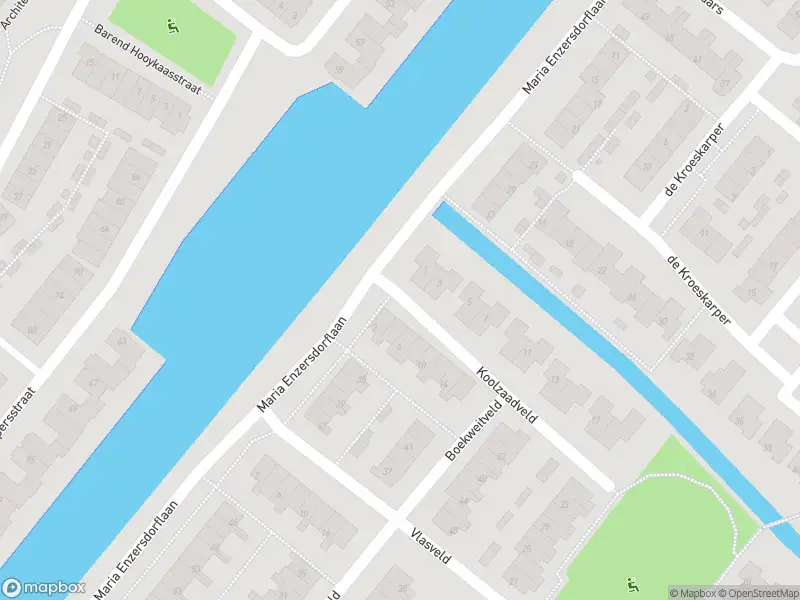 Ambulance met gepaste spoed naar de Koolzaadveld in Bergschenhoek
