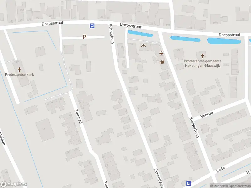 Ambulance met grote spoed naar de Schoollaan in Hekelingen