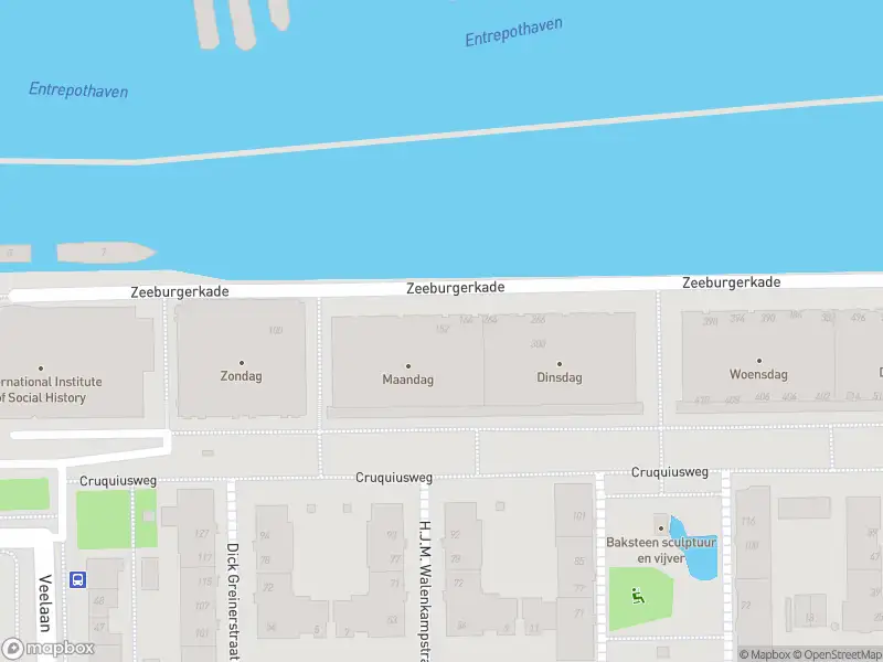Traumahelikopter met grote spoed naar de Zeeburgerkade in Amsterdam