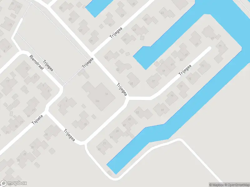 Brandweer met grote spoed naar de Hollandiastraat in Scharsterbrug vanwege gebouwbrand