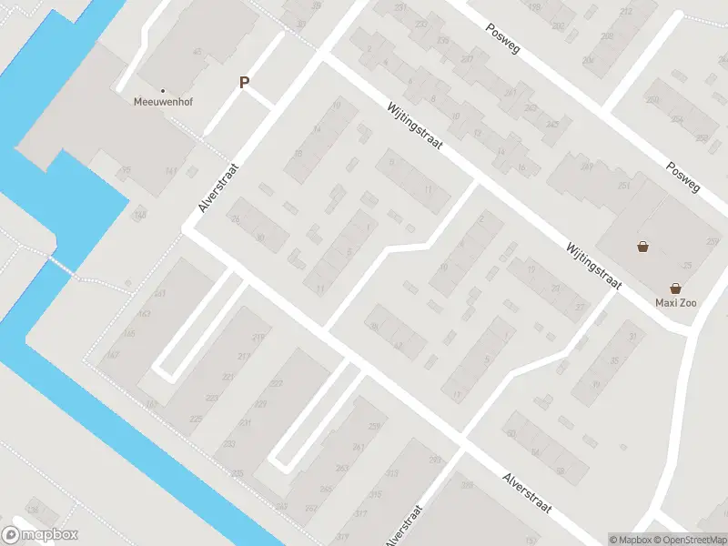 Ambulance met grote spoed naar de Alverstraat in Hoogvliet Rotterdam