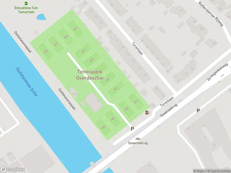 Ambulance met grote spoed naar de Torenlaan in Rotterdam