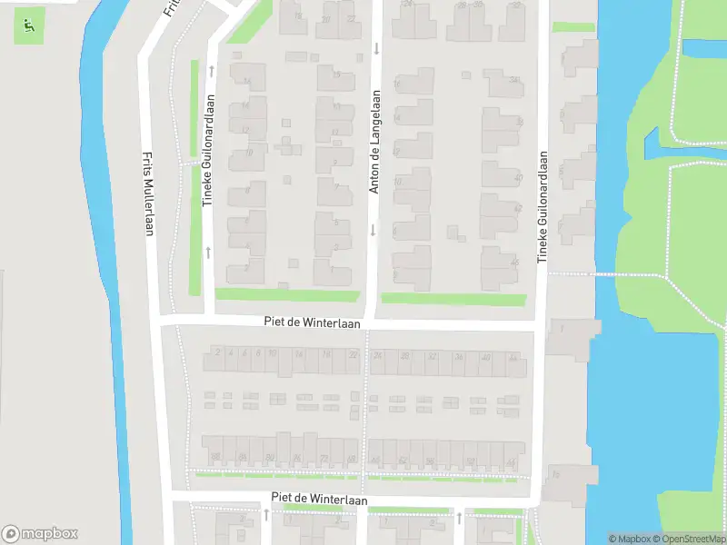 Ambulance met grote spoed naar de Anton de Langelaan in Amstelveen