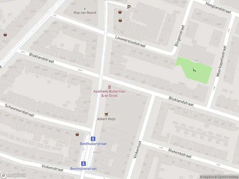 Ambulance met grote spoed naar de Benthuizerstraat in Rotterdam