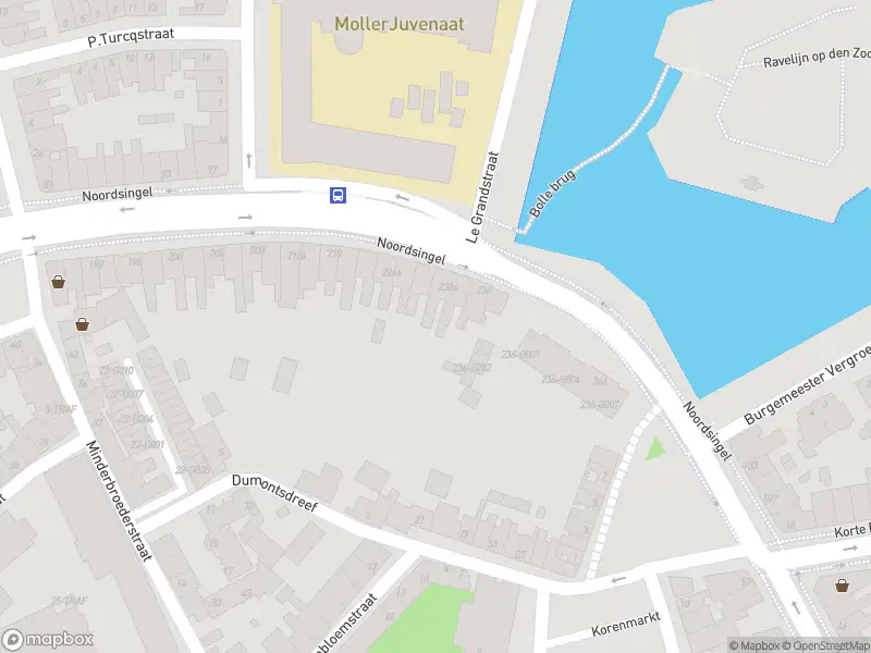 Brandweer met grote spoed naar de Bredasestraat in Bergen op Zoom vanwege gebouwbrand