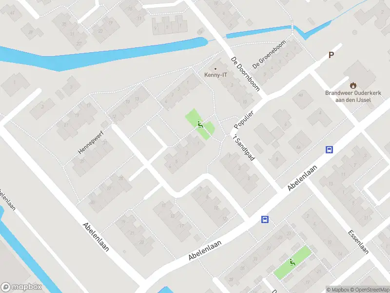 Ambulance met grote spoed naar de Hennepwerf in Ouderkerk aan den IJssel vanwege drusoverlast