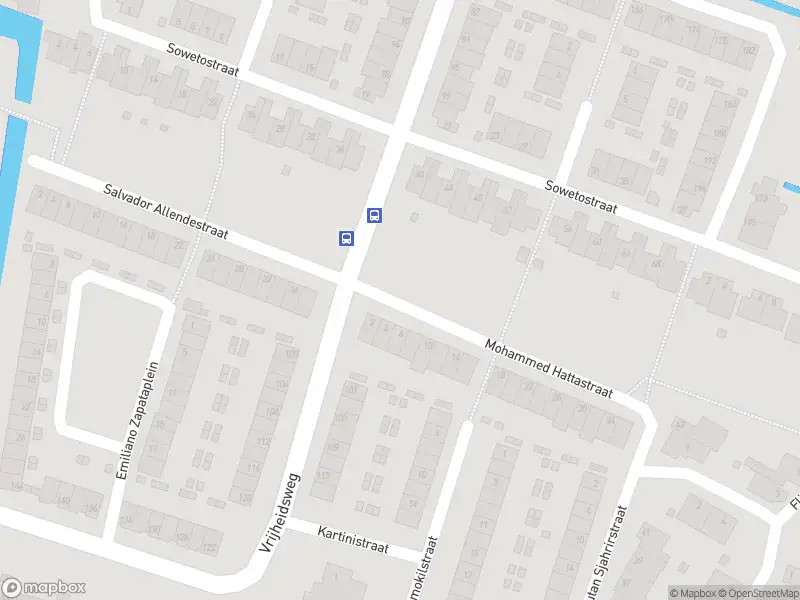 Ambulance met grote spoed naar de Sowetostraat in Haarlem