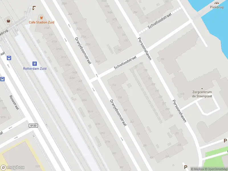 112 melding Ambulance met grote spoed naar de Oranjeboomstraat in Rotterdam