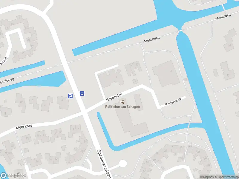 Ambulance met grote spoed naar de Koperwiek in Schagen