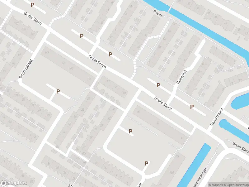 Ambulance met grote spoed naar de Grote Stern in Rozenburg