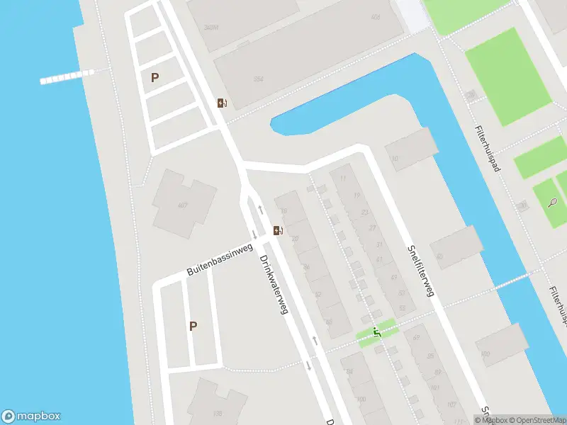 Ambulance met grote spoed naar de Drinkwaterweg in Rotterdam