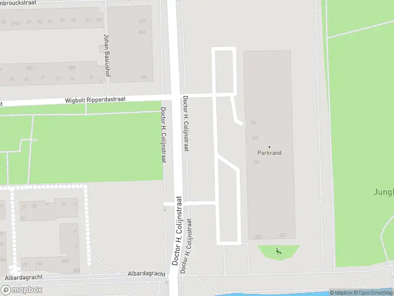 Ambulance met gepaste spoed naar de Bernard Loderstraat in Amsterdam