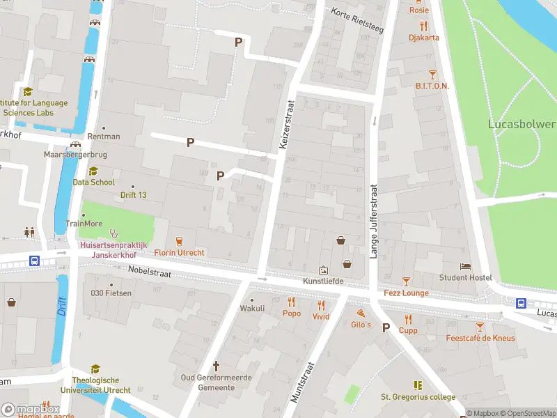 Politie naar de Lucasbolwerk in Utrecht vanwege aanrijding met letsel