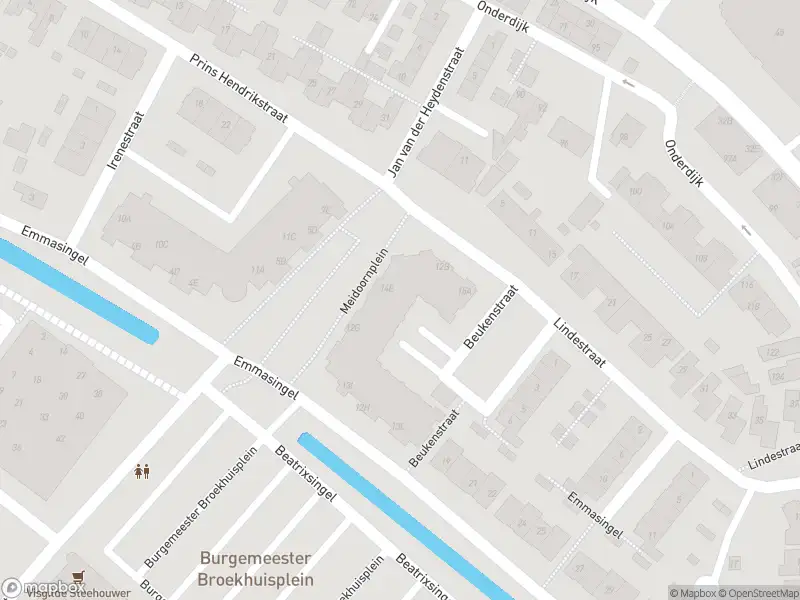 Ambulance naar de Emmasingel in Hendrik-Ido-Ambacht