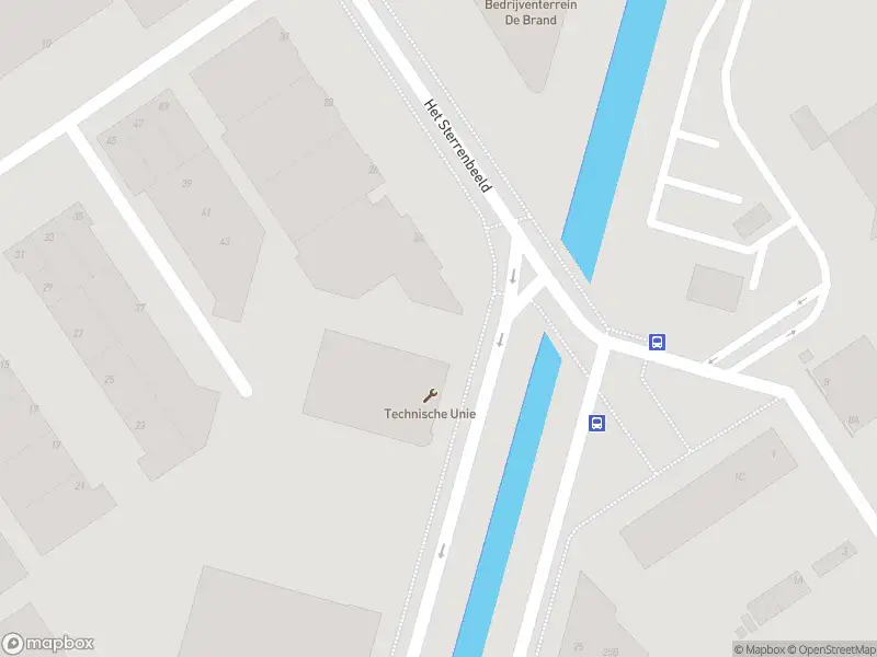 Brandweer met grote spoed naar de Het Sterrenbeeld in 's-Hertogenbosch vanwege gebouwbrand