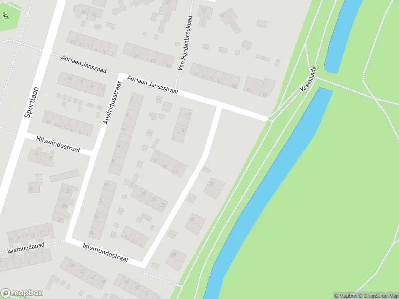 Ambulance met gepaste spoed naar de Darinckdelversstraat in Rotterdam