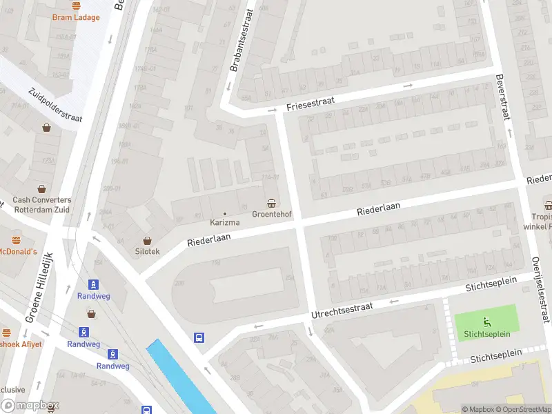 Ambulance met grote spoed naar de Hollandsestraat in Rotterdam