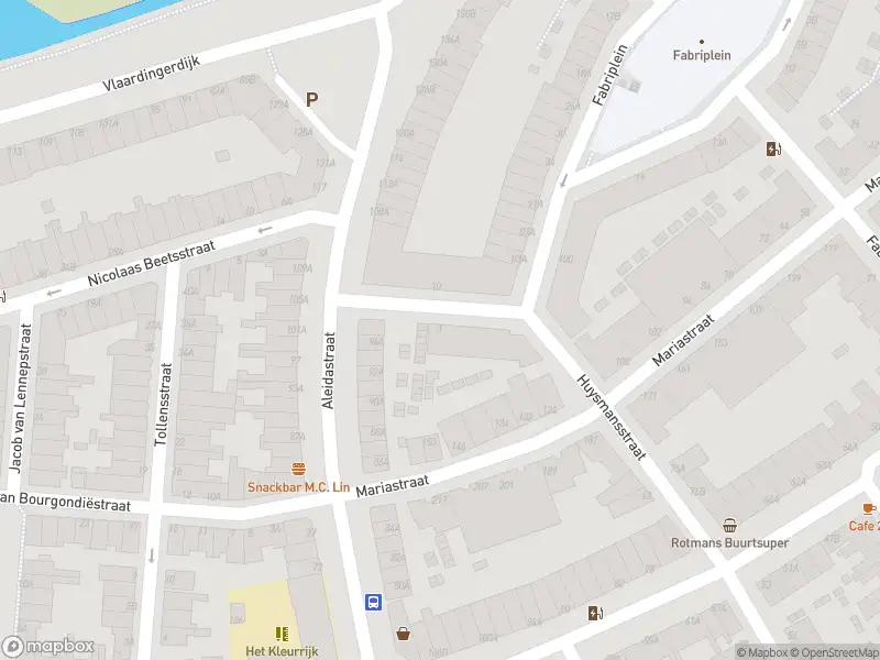 Ambulance met gepaste spoed naar de Van der Elststraat in Schiedam