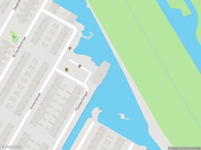 Ambulance met grote spoed naar de Pijlstaartplein in 's-Gravenhage