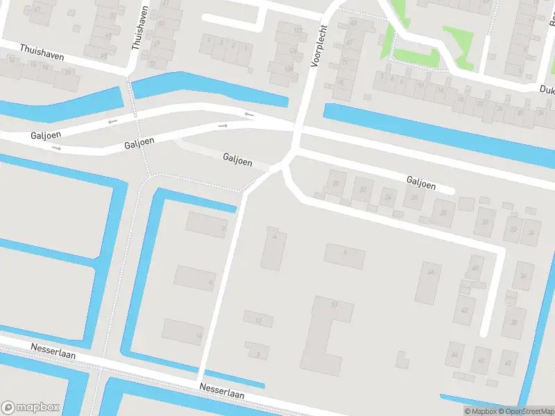 Ambulance met grote spoed naar de Galjoen in Amstelveen