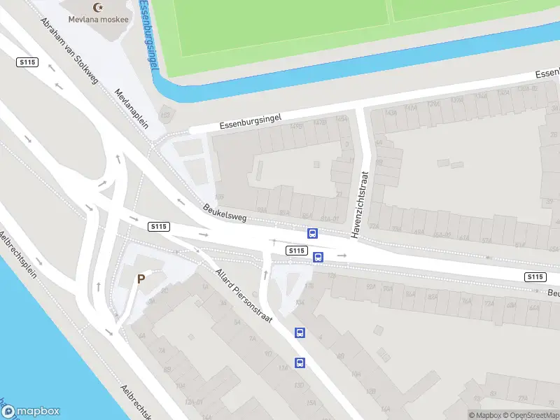 Ambulance met gepaste spoed naar de Beukelsweg in Rotterdam