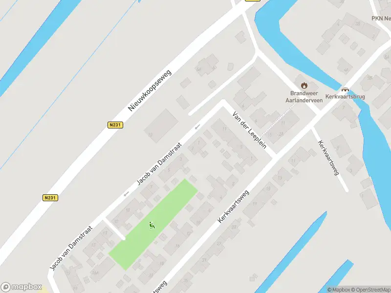 Brandweer met grote spoed naar de Jacob van Damstraat in Aarlanderveen vanwege stankoverlast