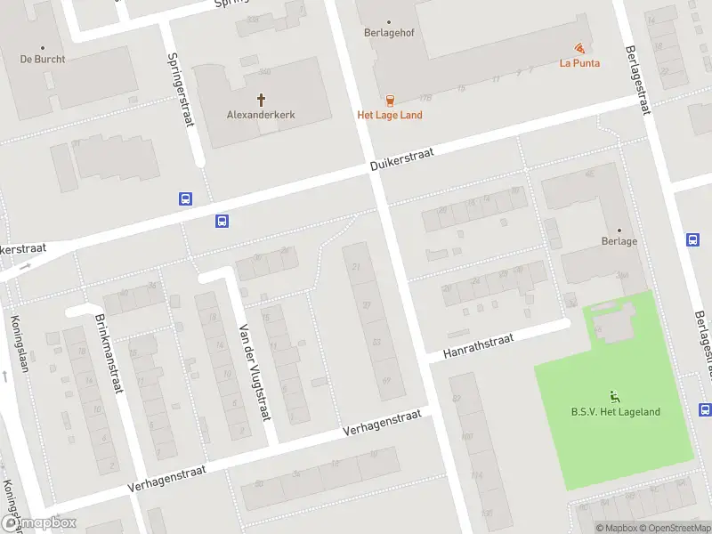 Ambulance met grote spoed naar de Hanrathstraat in Rotterdam