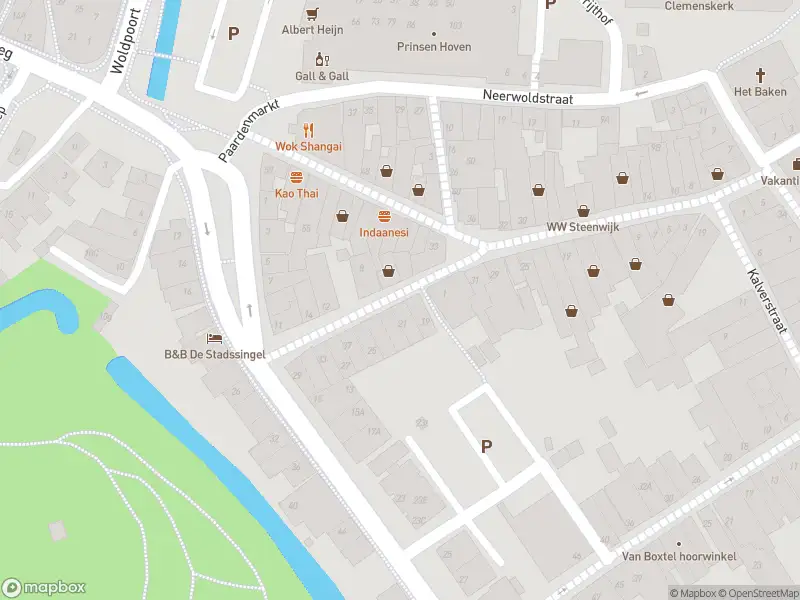 Politie naar de Korte Woldpromenade in Steenwijk vanwege letsel