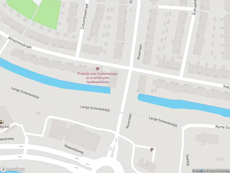 Ambulance met gepaste spoed naar de Rivierlaan in Spijkenisse