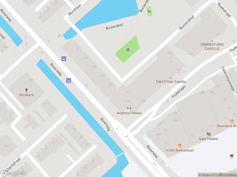 Ambulance met grote spoed naar de Buizerdhof in Capelle aan den IJssel