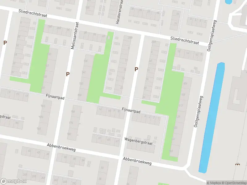 Ambulance met gepaste spoed naar de Wagenbergstraat in Rotterdam
