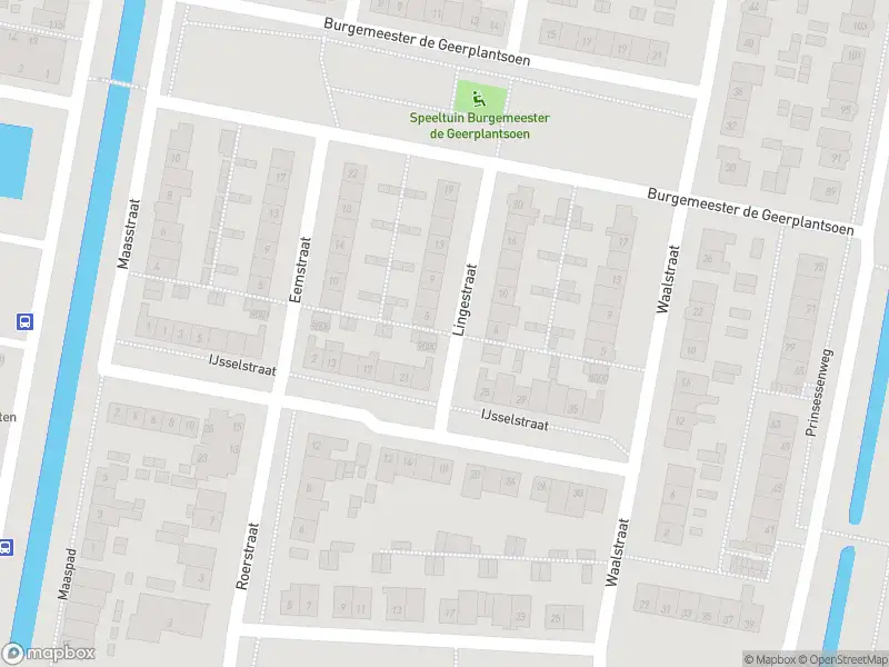 112 melding Brandweer met grote spoed naar de Lingestraat in Nieuwegein vanwege afhijsen patient