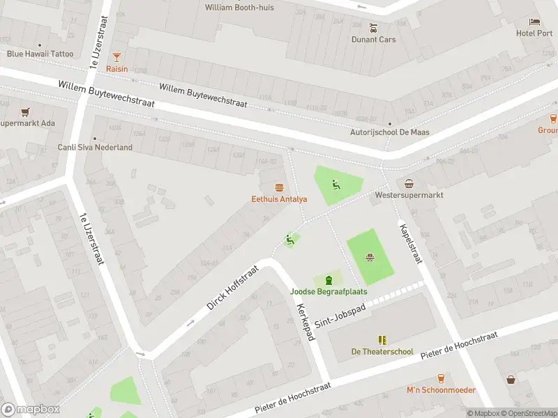 Ambulance met grote spoed naar de Dirck Hoffstraat in Rotterdam