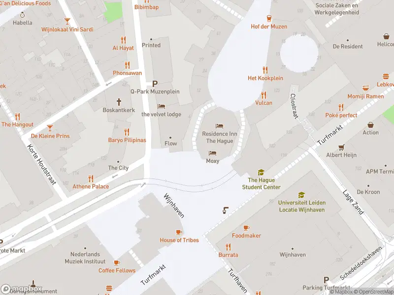 Ambulance met grote spoed naar de Wijnhaven in 's-Gravenhage