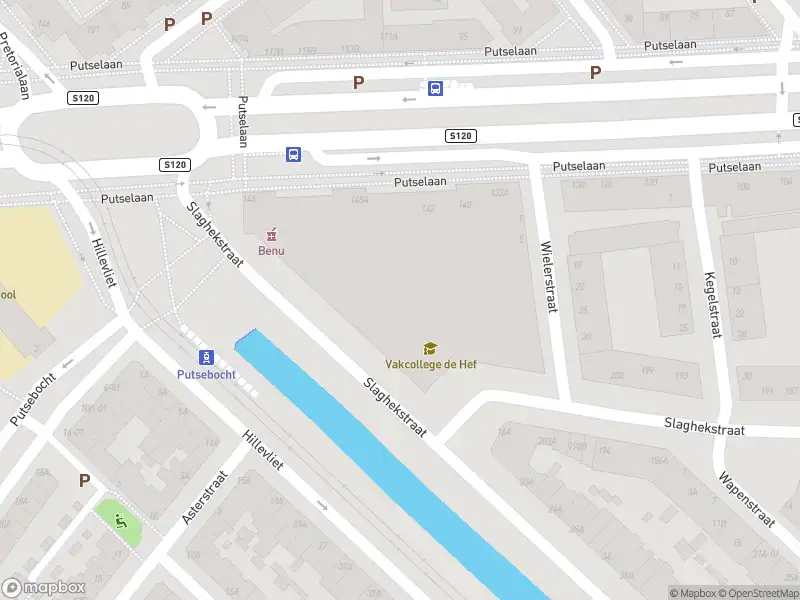 Ambulance met grote spoed naar de Slaghekstraat in Rotterdam