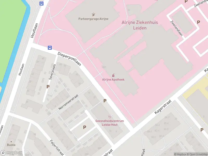 Ambulance met grote spoed naar de Dieperpoellaan in Leiden