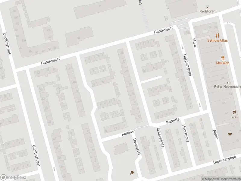 Brandweer met grote spoed naar de Abdijtuinen in Veldhoven vanwege reanimatie