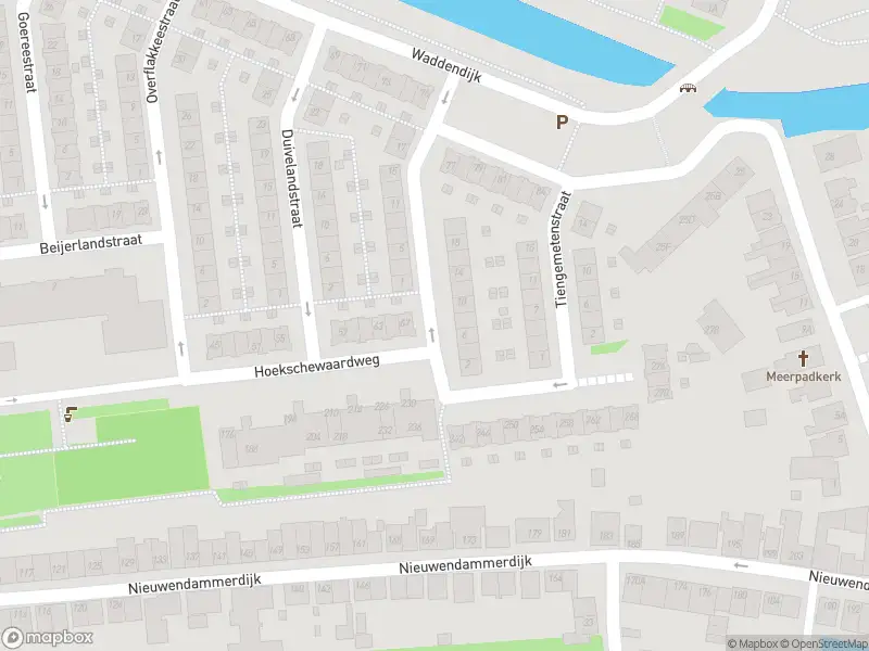 Ambulance met gepaste spoed naar de Tholenstraat in Amsterdam
