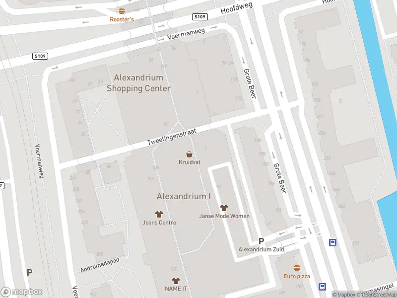 Ambulance met grote spoed naar de Korte Poolsterstraat in Rotterdam
