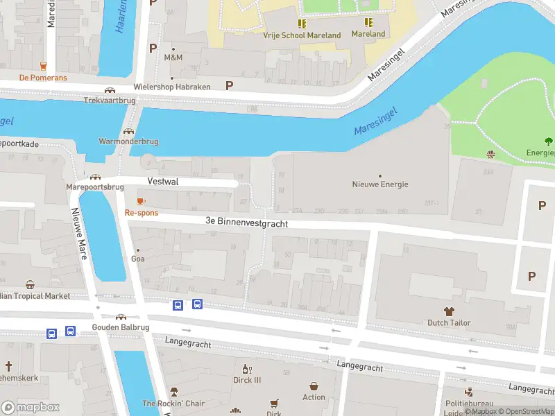 Traumahelikopter met grote spoed naar de Langegracht in Leiden