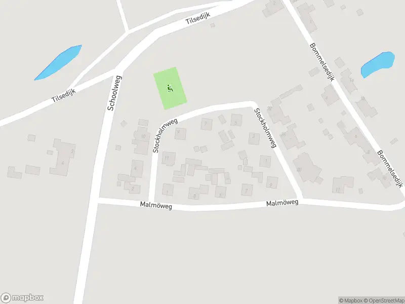 Ambulance met gepaste spoed naar de Stockholmweg in Den Bommel