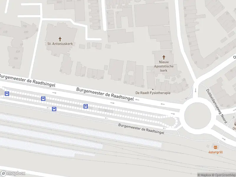 Ambulance met grote spoed naar de Burgemeester de Raadtsingel in Dordrecht