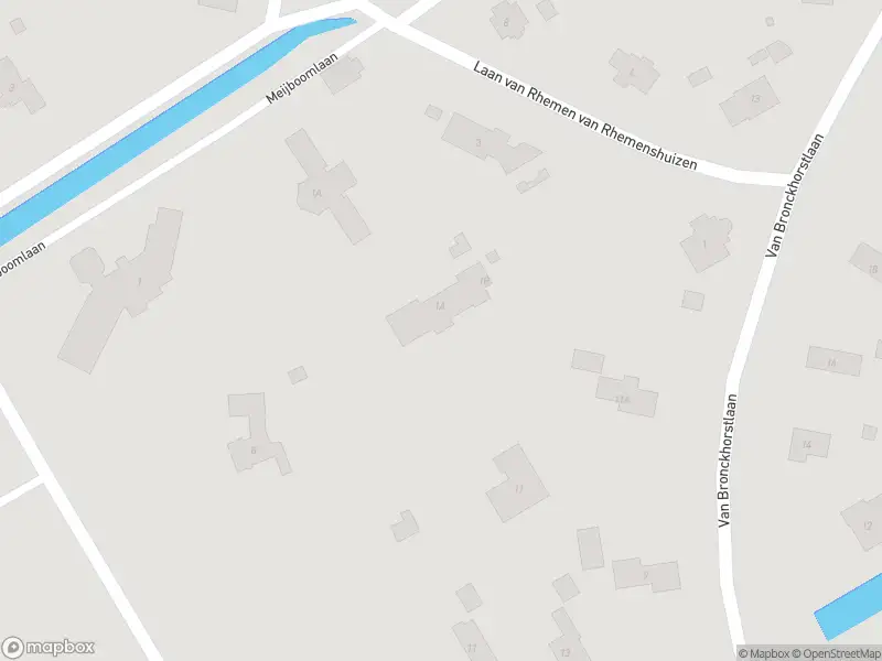 Ambulance met grote spoed naar de Pieter Postlaan in Wassenaar