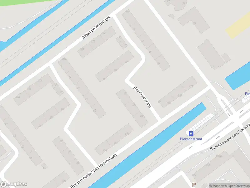 Ambulance met gepaste spoed naar de Heinsiusstraat in Schiedam