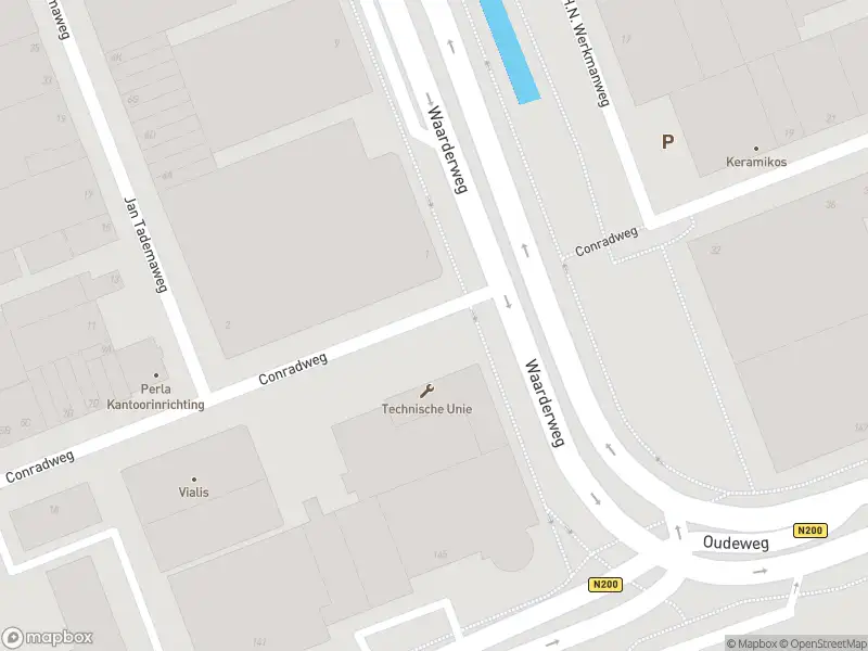 Brandweer met gepaste spoed naar de Conradweg in Haarlem vanwege een liftopsluiting