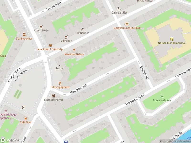 Ambulance met grote spoed naar de Krugerplein in Amsterdam